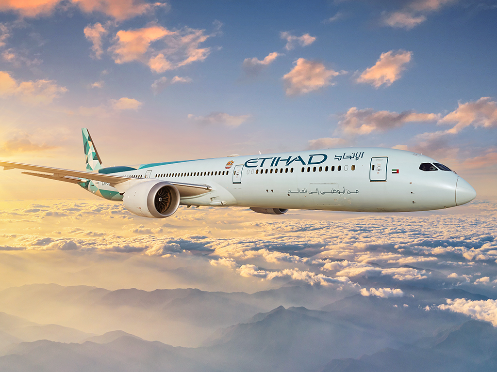 ಭಾರತದಿಂದ ಆಗಮಿಸುವ ಪ್ರಯಾಣಿಕರಿಗೆ ವೀಸಾ ಆನ್ ಅರೈವಲ್ ತಾತ್ಕಾಲಿಕವಾಗಿ ಸ್ಥಗಿತಗೊಳಿಸಿದ ಯುಎಇ