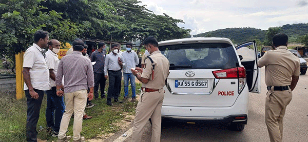 ಮೈಸೂರು: ಚಾಮುಂಡಿ ಬೆಟ್ಟದ ತಪ್ಪಲಿನಲ್ಲಿ ವೈದ್ಯ ವಿದ್ಯಾರ್ಥಿನಿಯ ಗ್ಯಾಂಗ್ ರೇಪ್