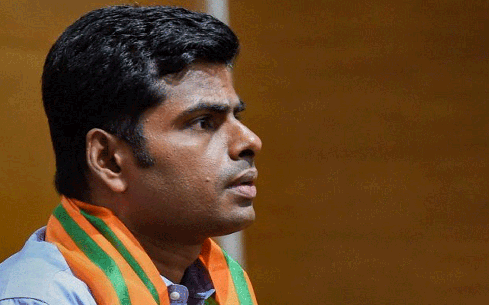 ವೀಡಿಯೋ ಬಿಡುಗಡೆಗೊಳಿಸಿ ಎಂದು ಅಣ್ಣಾಮಲೈ ಹೇಳುತ್ತಿರುವ ಆಡಿಯೋ ಬಿಡುಗಡೆಗೊಳಿಸಿದ ಉಚ್ಛಾಟಿತ ಬಿಜೆಪಿ ಸದಸ್ಯ