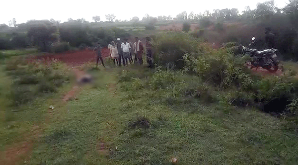 ಹಾಸನ: ತಲೆಯನ್ನು ಕಲ್ಲಿನಿಂದ ಜಜ್ಜಿ ವ್ಯಕ್ತಿಯ ಕೊಲೆ