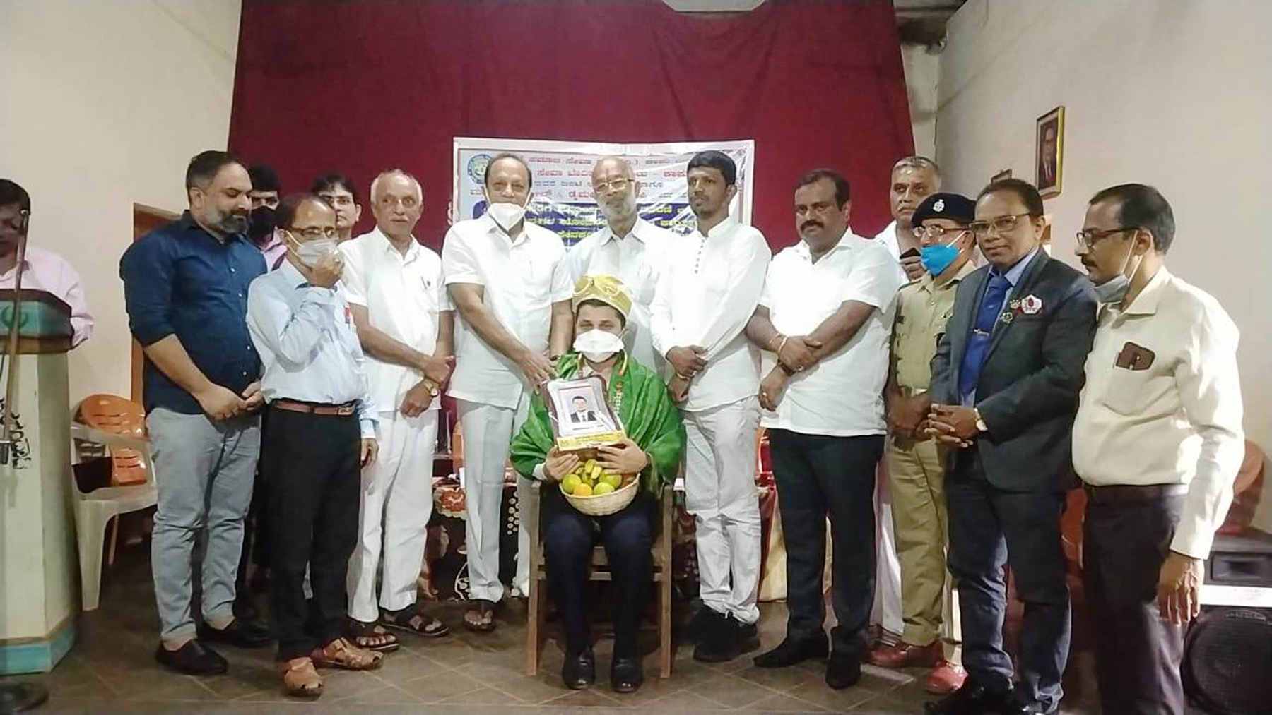 ಕರಂದಾಡಿ: ಔಷಧಿ ಕಾರ್ಡ್ ವಿತರಣೆ, ಸಾಧಕರಿಗೆ ಸನ್ಮಾನ