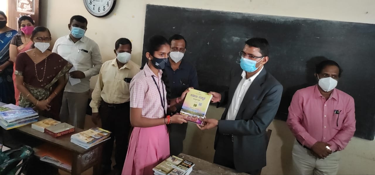 ಉಡುಪಿ ಜಿಲ್ಲೆ: 9ನೆ ತರಗತಿಯಿಂದ ಪಿಯುವರೆಗೆ ತರಗತಿಗಳು ಆರಂಭ