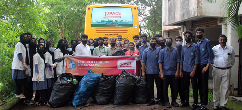 ಪಿ.ಎ. ಫಾರ್ಮಸಿ ಕಾಲೇಜಿನಲ್ಲಿ ಸ್ವಚ್ಛತಾ ಆಂದೋಲನ