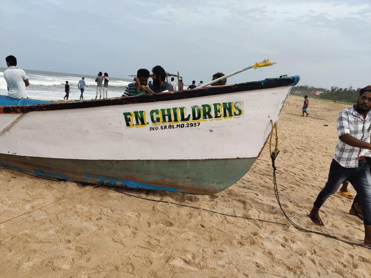 ಪಣಂಬೂರಿನಲ್ಲಿ ಗಿಲ್ ನೆಟ್ ಬೋಟ್ ಅವಘಡ: ಮೀನುಗಾರ ನಾಪತ್ತೆ