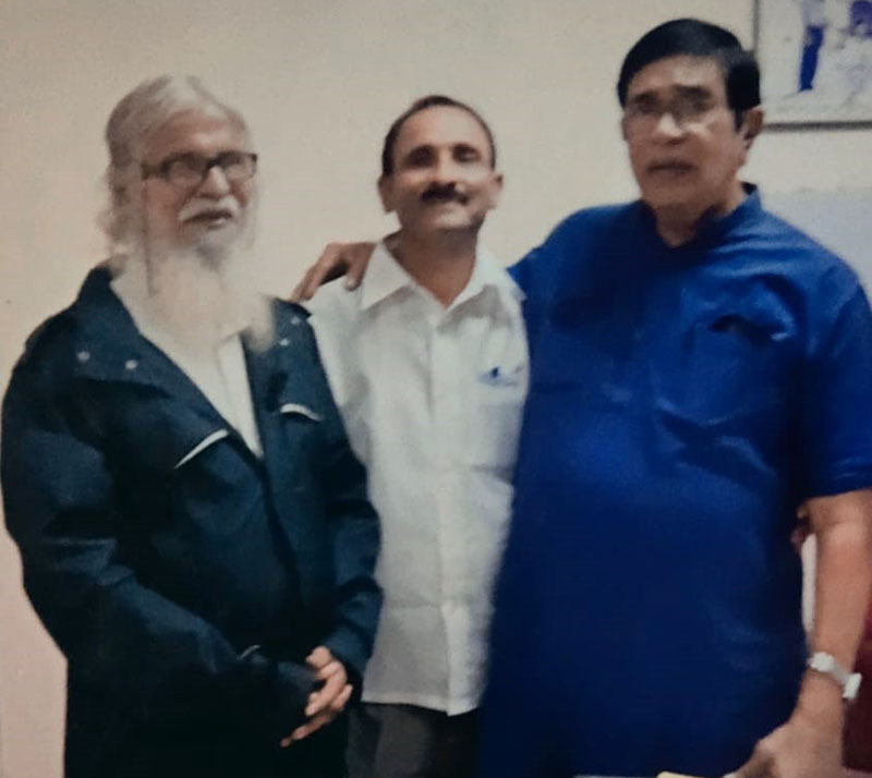 ಫಾದರ್ ಆಗಲಿದ್ದಾರೆಂದ ಆಸ್ಕರ್ ರಾಜಕಾರಣಿಯಾದರು, ರಾಜಕಾರಣಿಯಾಗಲಿದ್ದಾರೆಂದ ಮಾರ್ಟಿಸ್ ಫಾದರ್ ಆದರು