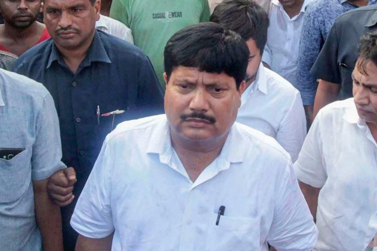 ಪಶ್ಚಿಮಬಂಗಾಳ ಬಿಜೆಪಿ ಸಂಸದ ಮನೆಯ ಮೇಲೆ ಬಾಂಬ್‌ ದಾಳಿ: ಪೂರ್ವನಿಯೋಜಿತ ಎಂದ ಟಿಎಂಸಿ