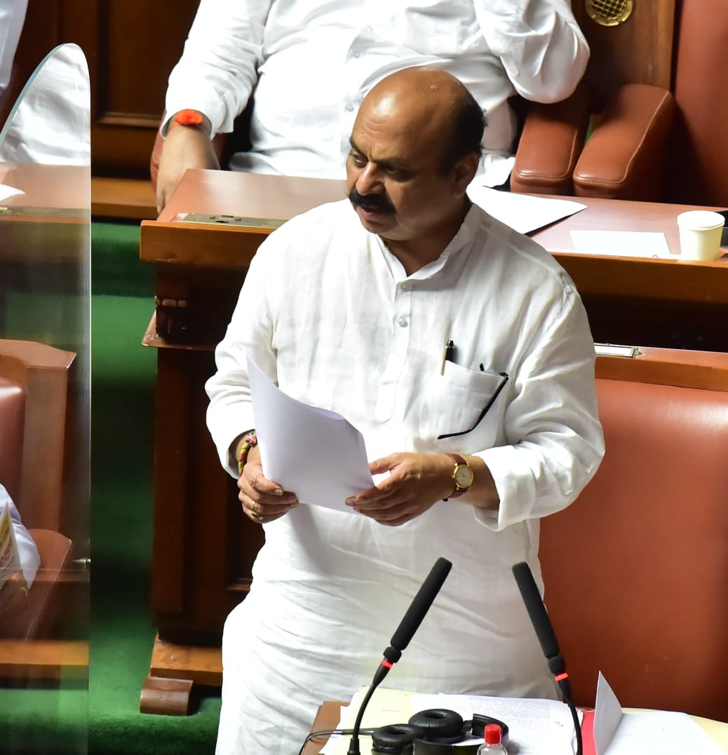 ಹುಬ್ಬಳ್ಳಿ-ಧಾರವಾಡಲ್ಲಿ ಮೌಲಾನಾ ಆಝಾದ್ ಮಾದರಿ ಶಾಲೆ ತೆರೆಯಲು ಕ್ರಮ: ಮುಖ್ಯಮಂತ್ರಿ ಬೊಮ್ಮಾಯಿ