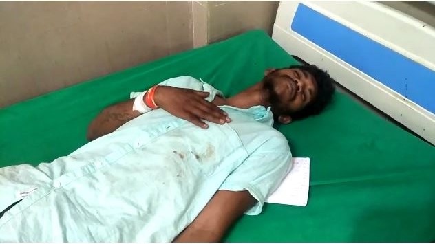 ಶಿವಮೊಗ್ಗ: ಪೊಲೀಸ್ ಸಿಬ್ಬಂದಿಯ ಮೇಲೆ ಹಲ್ಲೆ ಮಾಡಿ, ಗಾಜಿನ ಚೂರು ನುಂಗಿದ ಆರೋಪಿ!