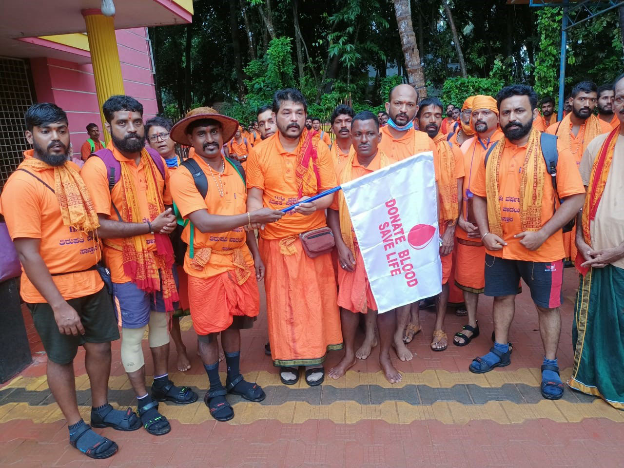 ರಕ್ತದಾನ ಜಾಗೃತಿಗಾಗಿ ಸಾಸ್ತಾನ-ತಿರುಪತಿಗೆ ಪಾದಯಾತ್ರೆ
