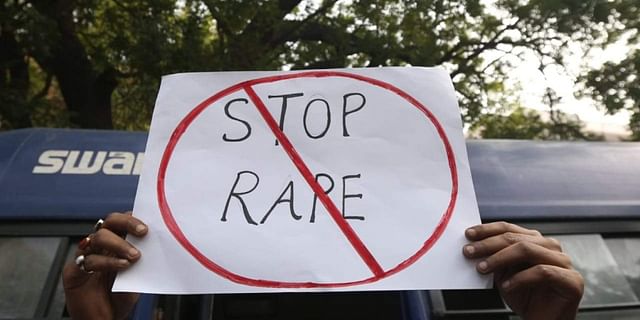 ಅತ್ಯಾಚಾರ ಯತ್ನವನ್ನು ಪ್ರತಿರೋಧಿಸಿದ್ದ ಮಹಿಳೆಯ ಕಣ್ಣಿಗೆ ಆ್ಯಸಿಡ್ ಸುರಿದಿದ್ದ ಇಬ್ಬರ ಬಂಧನ