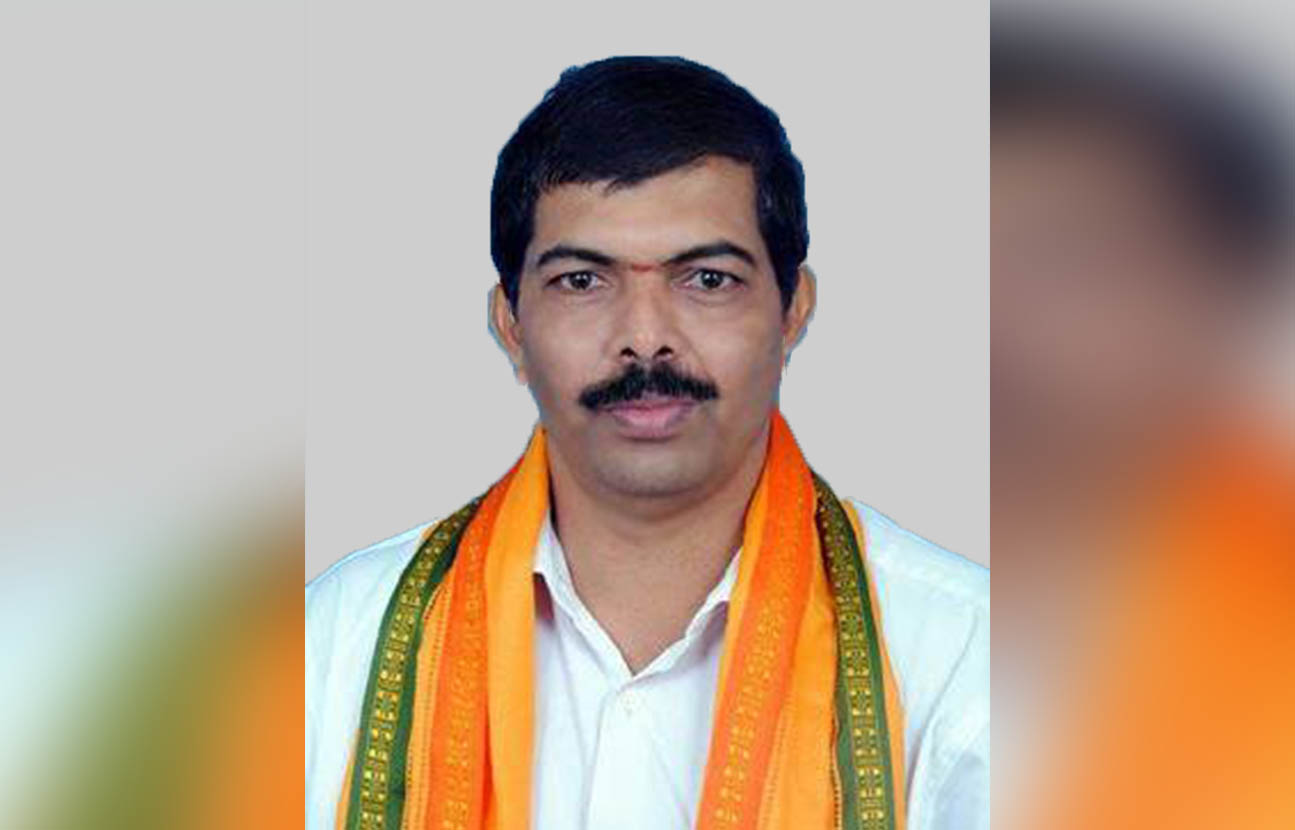 ಈಡಿಗ ಉಪ ಪಂಗಡಗಳನ್ನು ಒಗ್ಗೂಡಿಸುವುದು ಯುವಕರ ಜವಾಬ್ದಾರಿ: ಸತ್ಯಜಿತ್ ಸುರತ್ಕಲ್