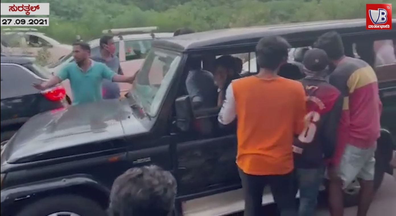 ಸುರತ್ಕಲ್: ಜೊತೆಯಾಗಿ ಪ್ರಯಾಣಿಸುತ್ತಿದ್ದ ವಿದ್ಯಾರ್ಥಿಗಳ ಮೇಲೆ ಸಂಘ ಪರಿವಾರ ಕಾರ್ಯಕರ್ತರ ದಾಳಿ; ಐವರ ಬಂಧನ