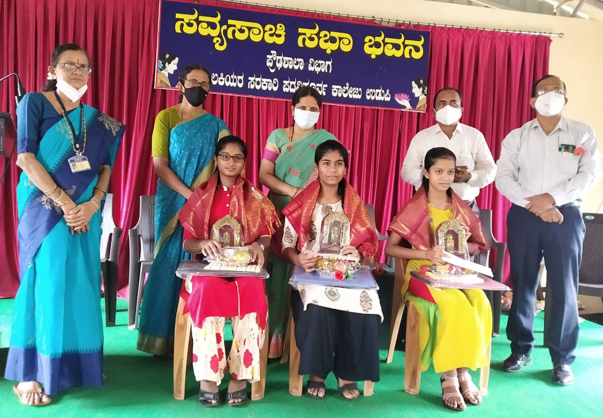 ಪೋಷಕರು ಶಾಲೆಯೊಂದಿಗೆ ನಿರಂತರ ಸಂಪರ್ಕ ಅಗತ್ಯ: ರಶ್ಮಿ ಭಟ್