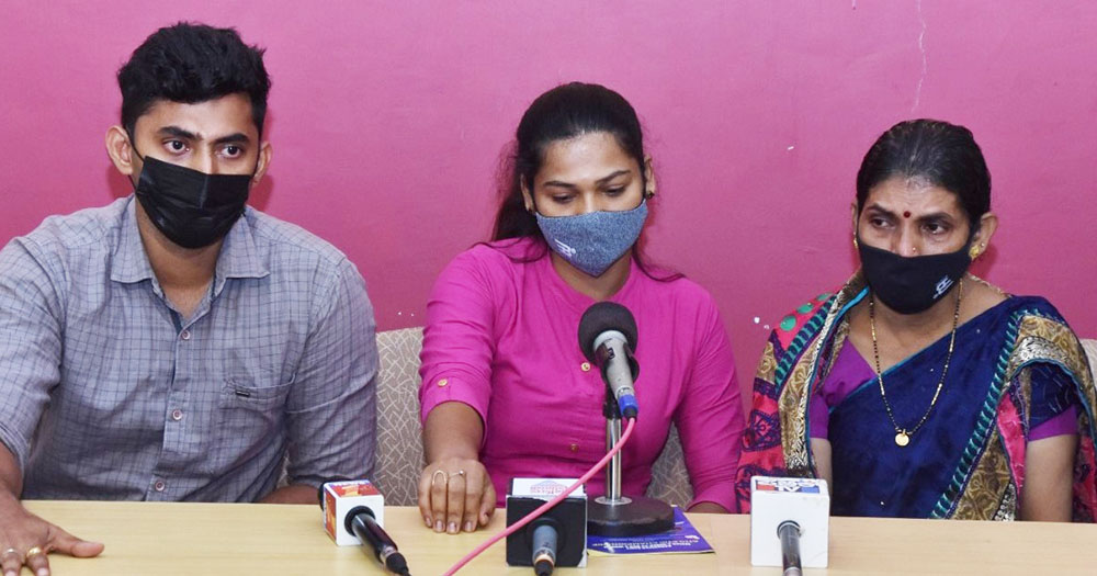 ಮದುವೆಗೆ ಒಪ್ಪಿದ್ದರೂ ಮಗಳು ಸಾಕಷ್ಟು ಕಿರುಕುಳ ಅನುಭವಿಸಿದಳು: ಪ್ರಿಯಕರನಿಂದ ಕೊಲೆಗೀಡಾದ ಸೌಮ್ಯಶ್ರೀ ತಾಯಿಯ ಅಳಲು