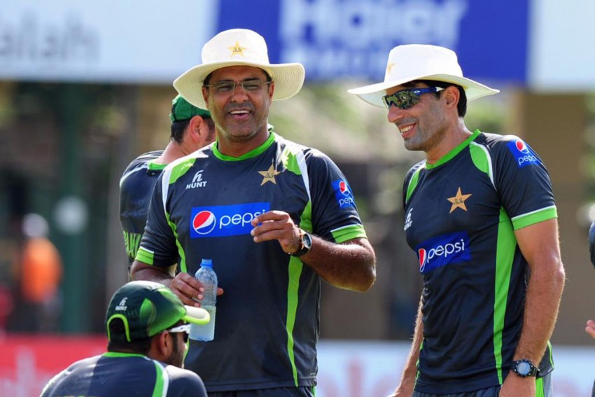 ಪಾಕಿಸ್ತಾನದ ಮುಖ್ಯ ಕೋಚ್, ಬೌಲಿಂಗ್ ಕೋಚ್ ಸ್ಥಾನಕ್ಕೆ ಮಿಸ್ಬಾವುಲ್ ಹಕ್, ವಕಾರ್ ಯೂನಿಸ್ ರಾಜೀನಾಮೆ ಪಾಕಿಸ್ತಾನದ ಮುಖ್ಯ ಕೋಚ್, ಬೌಲಿಂಗ್ ಕೋಚ್ ಸ್ಥಾನಕ್ಕೆ ಮಿಸ್ಬಾವುಲ್ ಹಕ್, ವಕಾರ್ ಯೂನಿಸ್ ರಾಜೀನಾಮೆ
