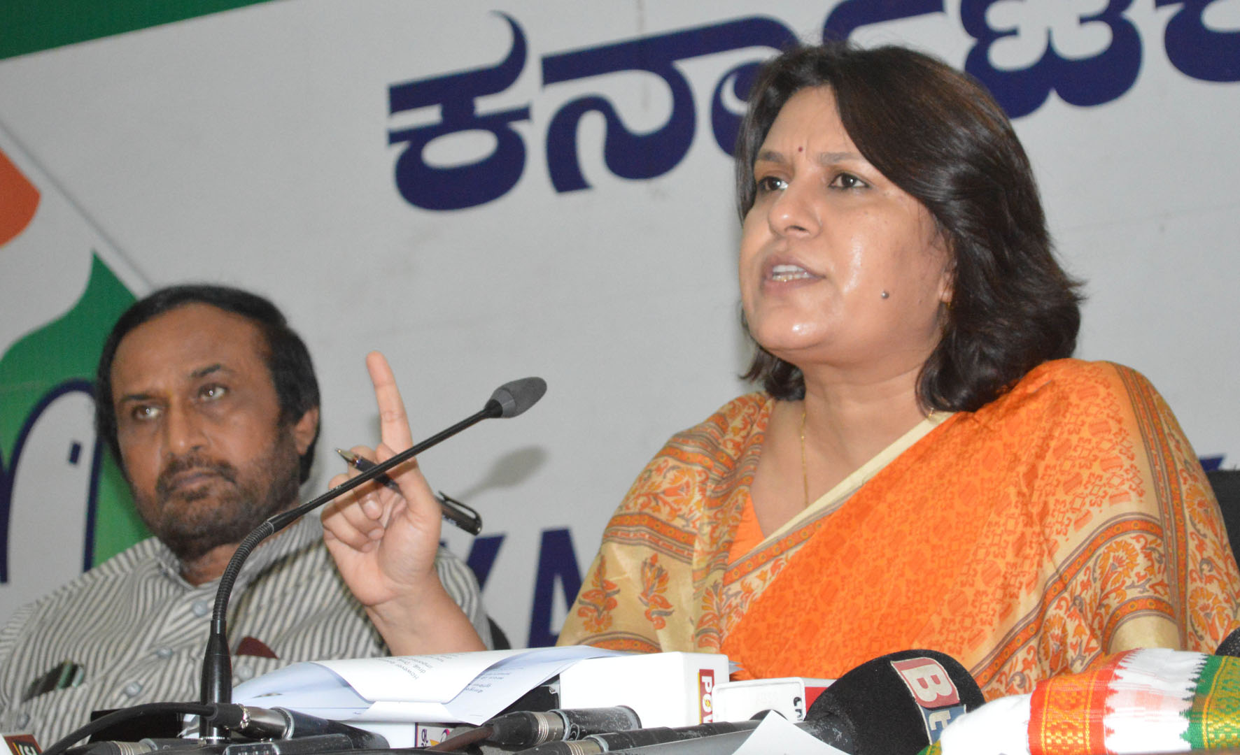 ಅದಾನಿ ಮುಂದ್ರಾ ಬಂದರಿನಲ್ಲಿ ಡ್ರಗ್ಸ್ ಪತ್ತೆ ಪ್ರಕರಣದಲ್ಲಿ ಕೇಂದ್ರದ ಮೌನವೇಕೆ: ಸುಪ್ರಿಯಾ ಶ್ರೀನಾಥ್ ಪ್ರಶ್ನೆ