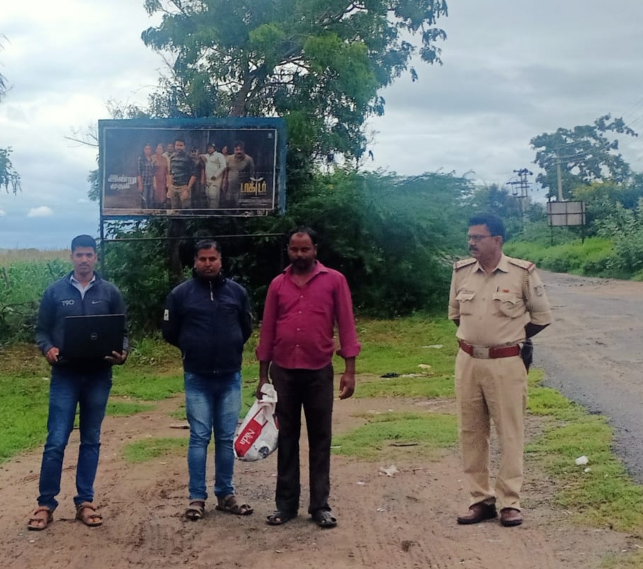ಹನೂರು; ಕಲ್ಲುಬಂಡೆಗಳನ್ನು ಹೊಡೆಯುವ ಸ್ಪೋಟಕಗಳನ್ನು ಅಕ್ರಮವಾಗಿ ಸಾಗಿಸುತ್ತಿದ್ದ ವ್ಯಕ್ತಿಯ ಬಂಧನ