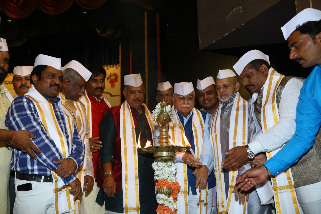 ಉತ್ತರ ಕರ್ನಾಟಕ ಭಾಗದ ಜನರು ಮುಗ್ಧರು: ಡಾ.ಚಂದ್ರಶೇಖರ ಕಂಬಾರ