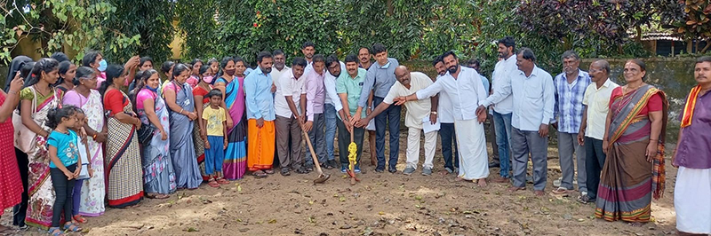 ನೂತನ ಅಂಗನವಾಡಿ ಕೇಂದ್ರಕ್ಕೆ ಶಾಸಕ ವೇದವ್ಯಾಸ್ ಕಾಮತ್ ಶಿಲಾನ್ಯಾಸ