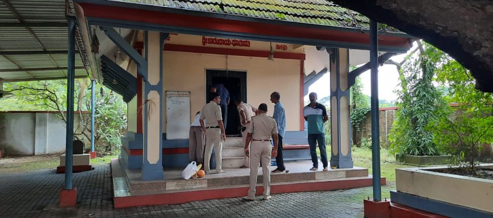 ​ಬೈಕಂಪಾಡಿಯಲ್ಲಿ ನಾಗ ವಿಗ್ರಹ ಧ್ವಂಸಗೈದ ಕಿಡಿಗೇಡಿಗಳು