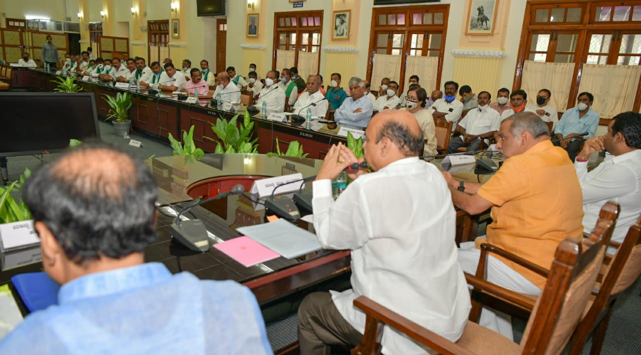 ಮೈಶುಗರ್ ಸಕ್ಕರೆ ಕಾರ್ಖಾನೆ ಲೀಸ್ ಗೆ ನೀಡುವ ಕ್ರಮಕ್ಕೆ ತಾತ್ಕಾಲಿಕ ತಡೆ: ಮುಖ್ಯಮಂತ್ರಿ ಬೊಮ್ಮಾಯಿ