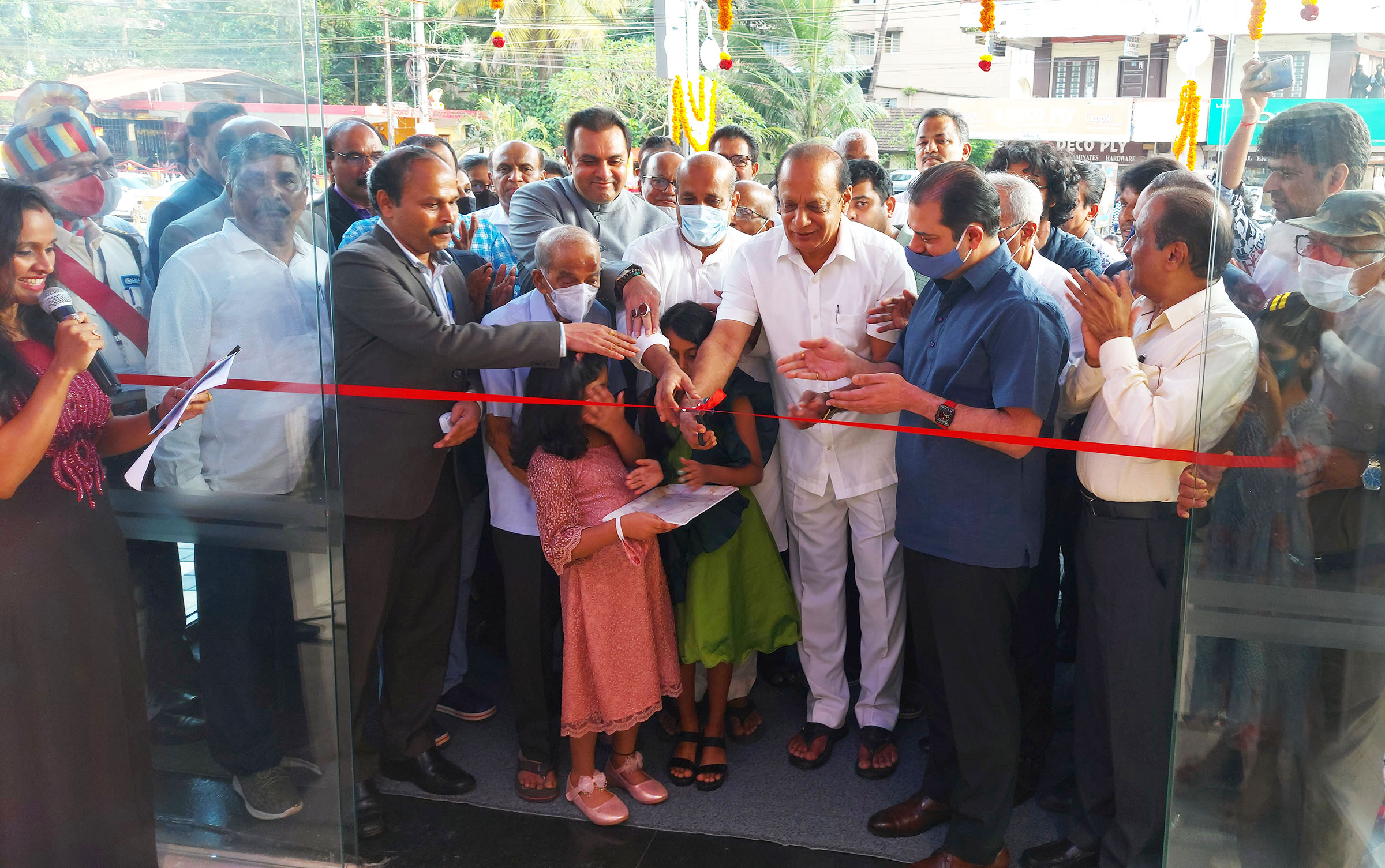 ಉಡುಪಿಯಲ್ಲಿ ‘ಹರ್ಷ’ ಅತಿದೊಡ್ಡ ನೂತನ ಮಳಿಗೆ ಶುಭಾರಂಭ