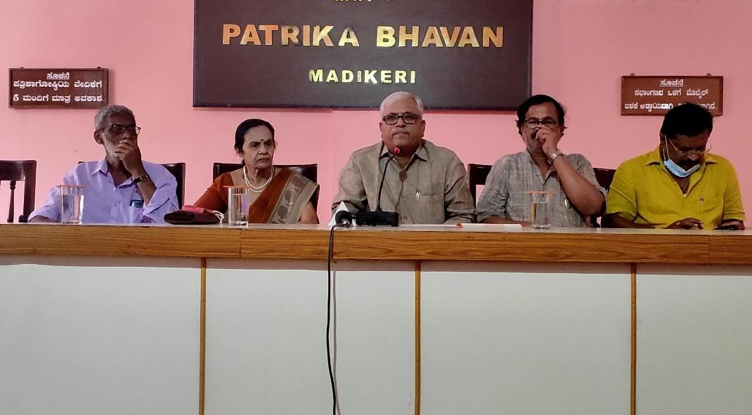 ಕಸಾಪ ಚುನಾವಣೆ: ಶೇಖರಗೌಡ ಮಾಲಿಪಾಟೀಲರಿಂದ ಮತಯಾಚನೆ