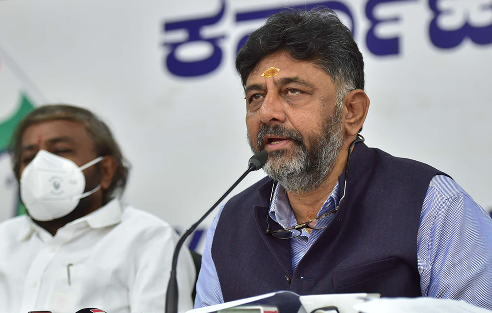 ಮುಖ್ಯಮಂತ್ರಿಯಾಗಿ ನೈತಿಕ ಪೊಲೀಸ್‍ಗಿರಿ ಸಮರ್ಥನೆ ಸರಿಯೇ?: ಡಿ.ಕೆ.ಶಿವಕುಮಾರ್