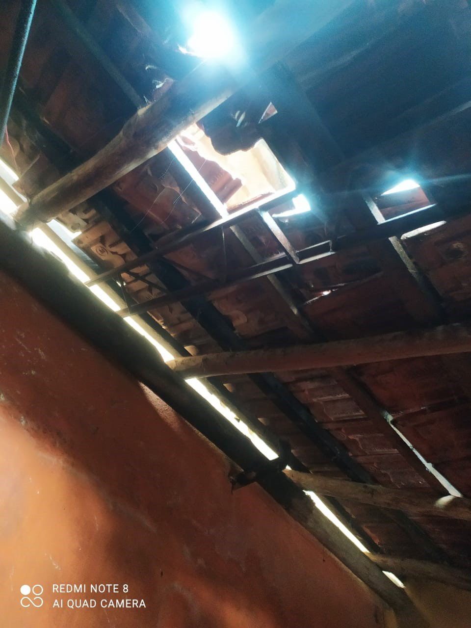 ಉಡುಪಿ ಜಿಲ್ಲೆಯಾದ್ಯಂತ ಸಿಡಿಲಿನ ಅಬ್ಬರ; ಹಲವು ಮನೆಗಳಿಗೆ ಹಾನಿ: ಲಕ್ಷಾಂತರ ರೂ. ನಷ್ಟ