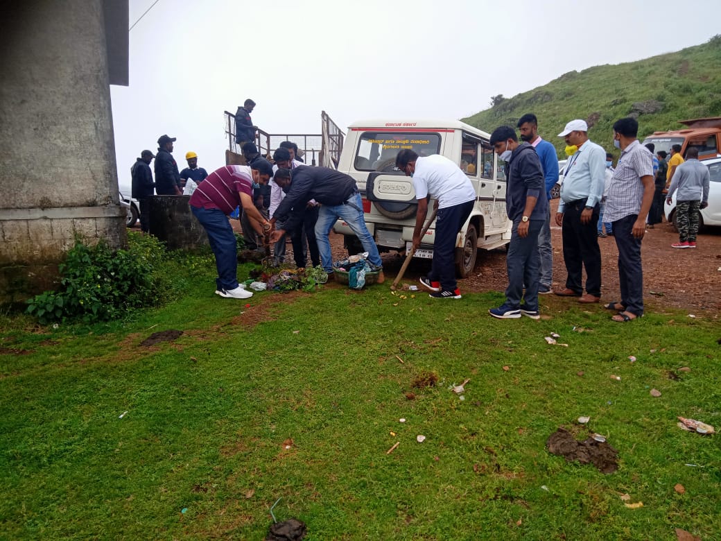 ಗಿರಿಶ್ರೇಣಿಯ ಸುಂದರ ಪರಿಸರ ಹಾಳುಗೆಡವುವವರ ವಿರುದ್ಧ ಕಾನೂನು ಕ್ರಮ: ಎಸಿ ಡಾ.ಎಚ್.ಎಲ್.ನಾಗರಾಜ್