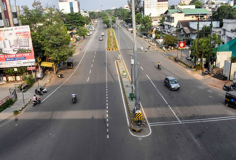 ಪ್ರಯಾಣ ಮಾಡದಿರಿ, ಆನ್ ಲೈನ್ ನಲ್ಲಿ ಶಾಪಿಂಗ್ ಮಾಡಿ: ಹಬ್ಬದ ದಿನಗಳಲ್ಲಿ ಸರಕಾರದ ಸಲಹೆ