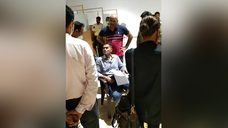 ಮುಂಬೈ ಡ್ರಗ್ಸ್ ದಾಳಿಯ ದಿನದಂದು ಗೋಸಾವಿಯೊಂದಿಗಿದ್ದ ಸಮೀರ್ ವಾಂಖೆಡೆ ಅವರ ಫೋಟೊ ಬಹಿರಂಗ