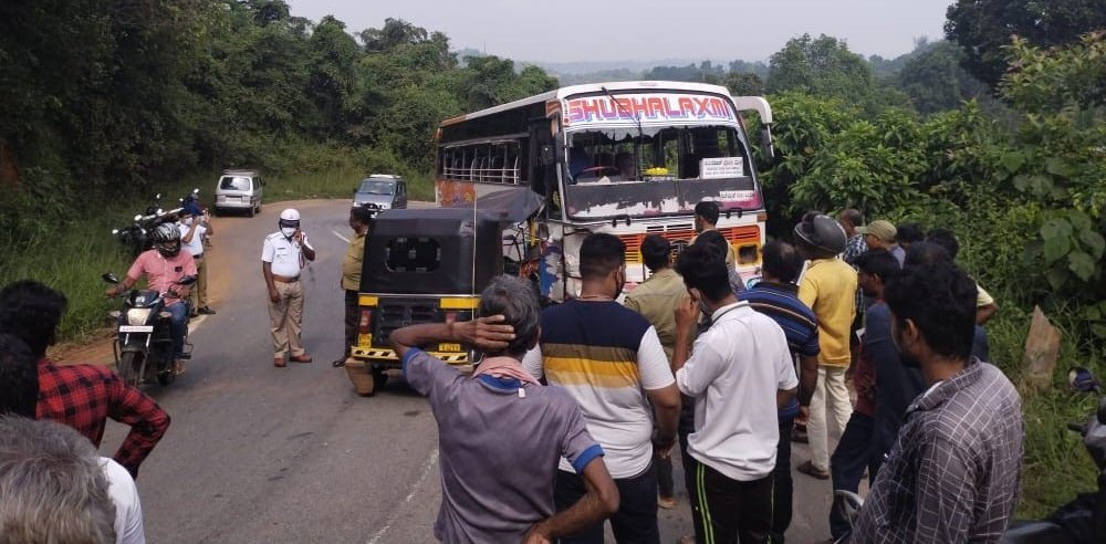 ಬಿ.ಸಿ.ರೋಡ್ ; ಬಸ್ - ರಿಕ್ಷಾ ನಡುವೆ ಅಪಘಾತ: ಇಬ್ಬರಿಗೆ ಗಾಯ