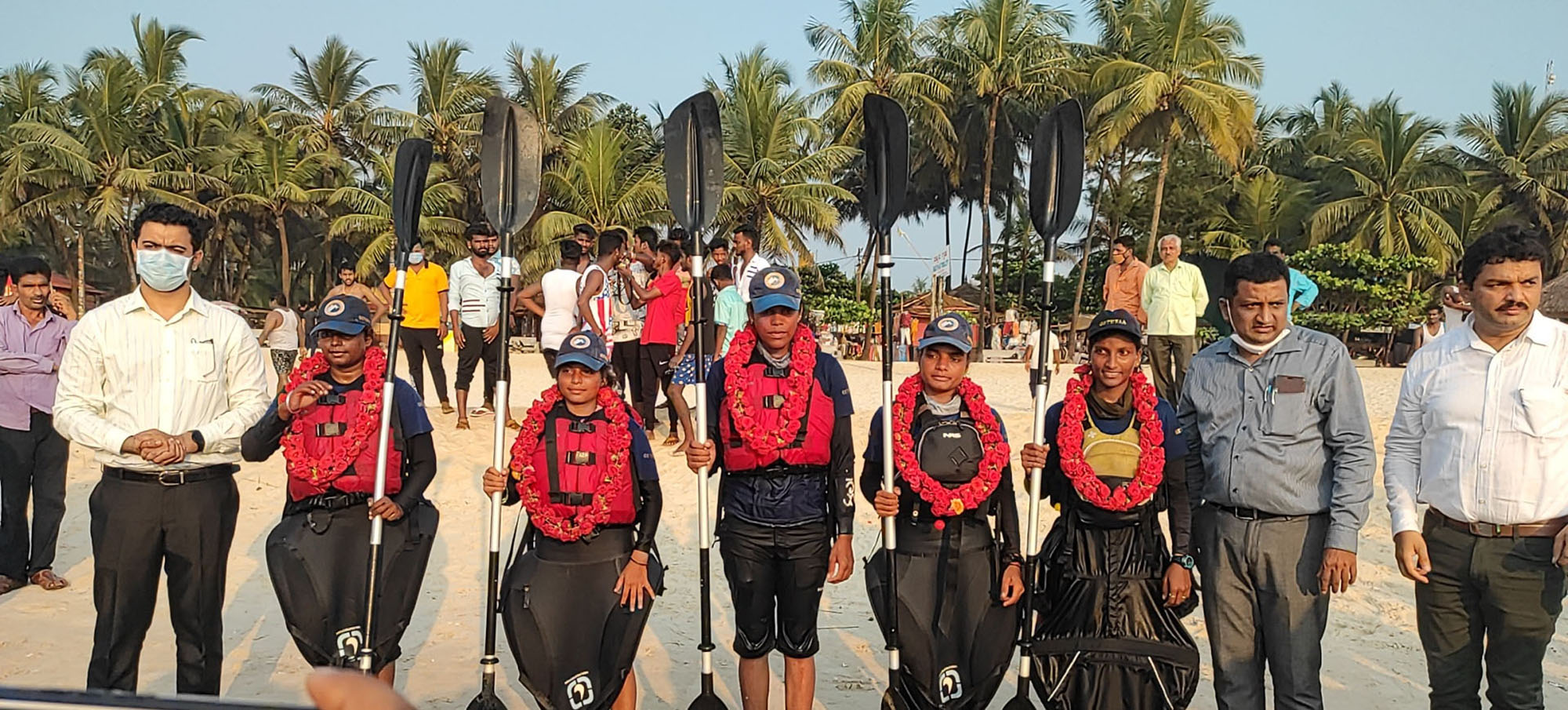 ಶಿಖರದಿಂದ ಸಾಗರದವರೆಗೆ ಐವರು ಯುವತಿಯರ ಸಾಹಸ ಯಾತ್ರೆ; 300ಕಿ.ಮೀ. ಕಯಾಕಿಂಗ್ ಯಾನ ಹೊರಟ ತಂಡಕ್ಕೆ ಮಲ್ಪೆಯಲ್ಲಿ ಸ್ವಾಗತ