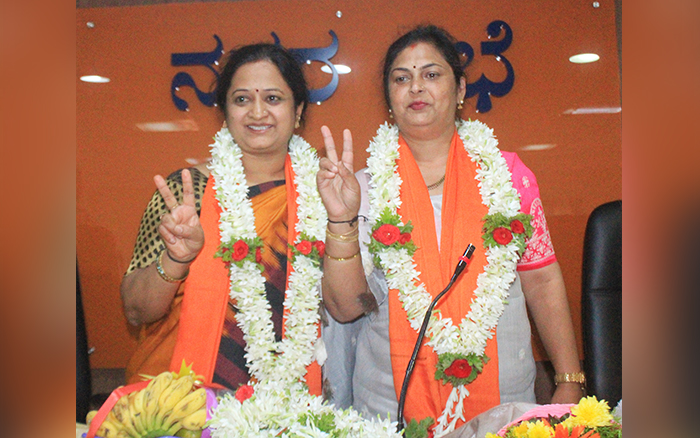 ಮಡಿಕೇರಿ ನಗರಸಭೆಯ ಅಧ್ಯಕ್ಷರಾಗಿ ಬಿಜೆಪಿಯ ಅನಿತಾ, ಉಪಾಧ್ಯಕ್ಷರಾಗಿ ಸವಿತಾ ಆಯ್ಕೆ