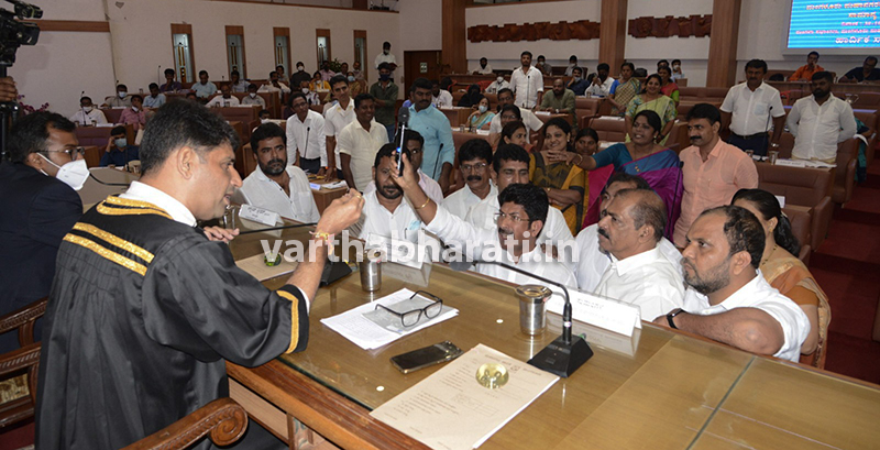 ಮನಪಾ ಸಾಮಾನ್ಯ ಸಭೆ: ಸದಸ್ಯರ ನಡುವೆ ವಾಗ್ವಾದಕ್ಕೆ ಕಾರಣವಾದ ತ್ಯಾಜ್ಯ ಸಮಸ್ಯೆ