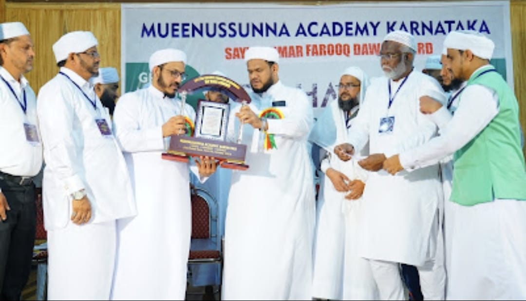 ಡಾ. ಫಾರೂಕ್ ನಈಮಿ‌ಗೆ ಪೊಸೋಟ್ ತಂಙಲ್ ಪುರಸ್ಕಾರ