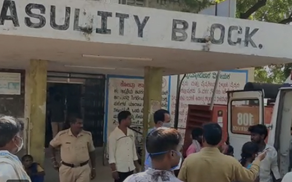 ಸುರಪುರ: ಮಹಿಳೆಗೆ ಪೆಟ್ರೋಲ್ ಸುರಿದು ಬೆಂಕಿ ಹಚ್ಚಿದ ದುಷ್ಕರ್ಮಿ