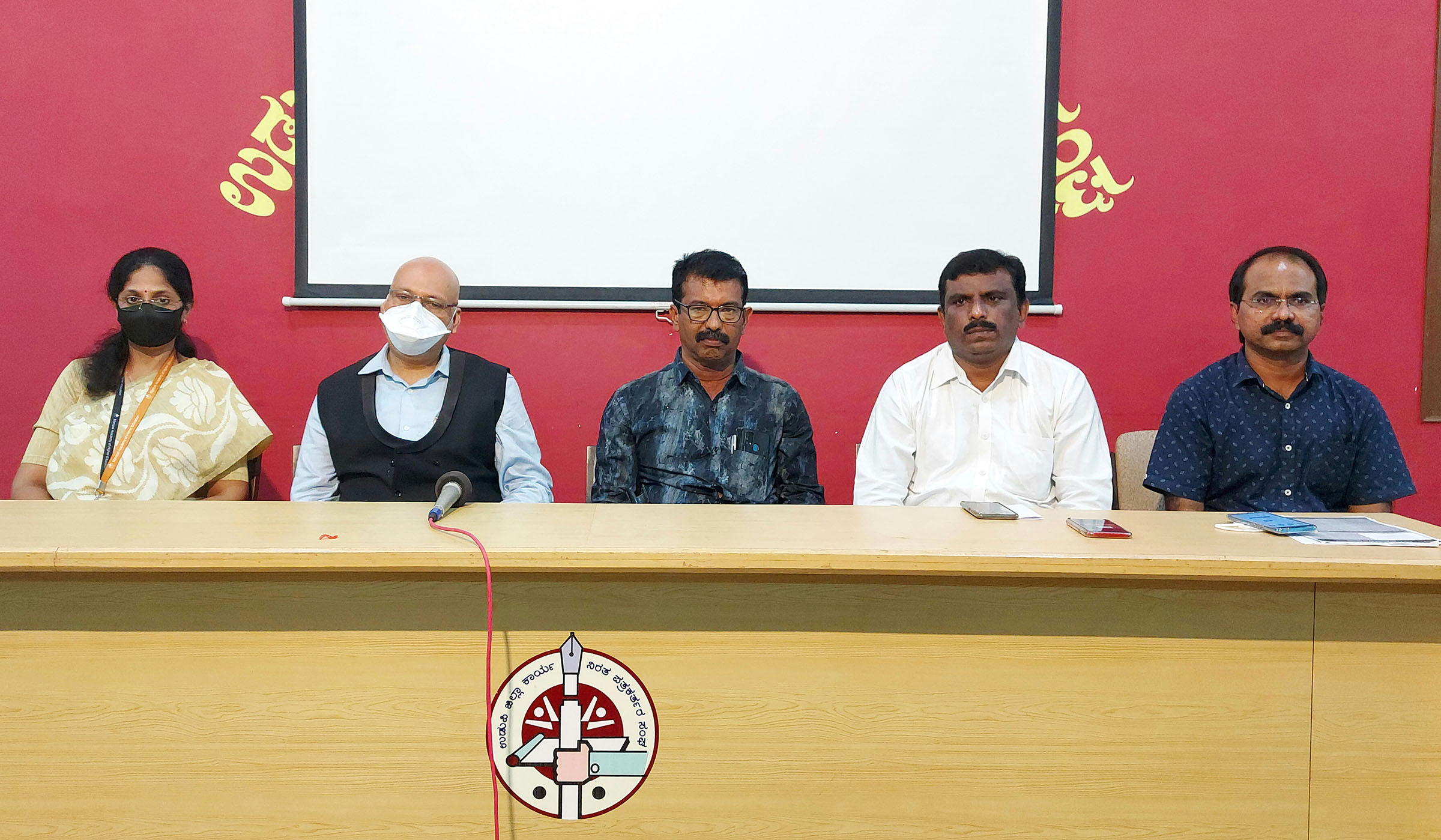 ಮಾಧ್ಯಮಗಳ ಜವಾಬ್ದಾರಿಯುತ ವರದಿಯಿಂದ ಆತ್ಮಹತ್ಯೆ ಪ್ರಮಾಣದಲ್ಲಿ ಇಳಿಕೆ ಸಾಧ್ಯ : ಡಾ.ಪಿ.ವಿ.ಭಂಡಾರಿ