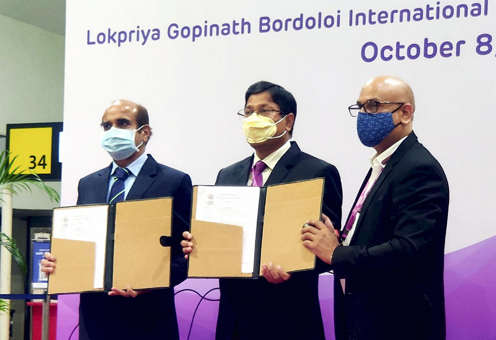 ಪ್ರತಿಭಟನೆಗಳ ನಡುವೆಯೇ ಅದಾನಿ ಗ್ರೂಪ್ ಗೆ ಗುವಾಹಟಿ ಅಂತರರಾಷ್ಟ್ರೀಯ ವಿಮಾನ ನಿಲ್ದಾಣ ಹಸ್ತಾಂತರ