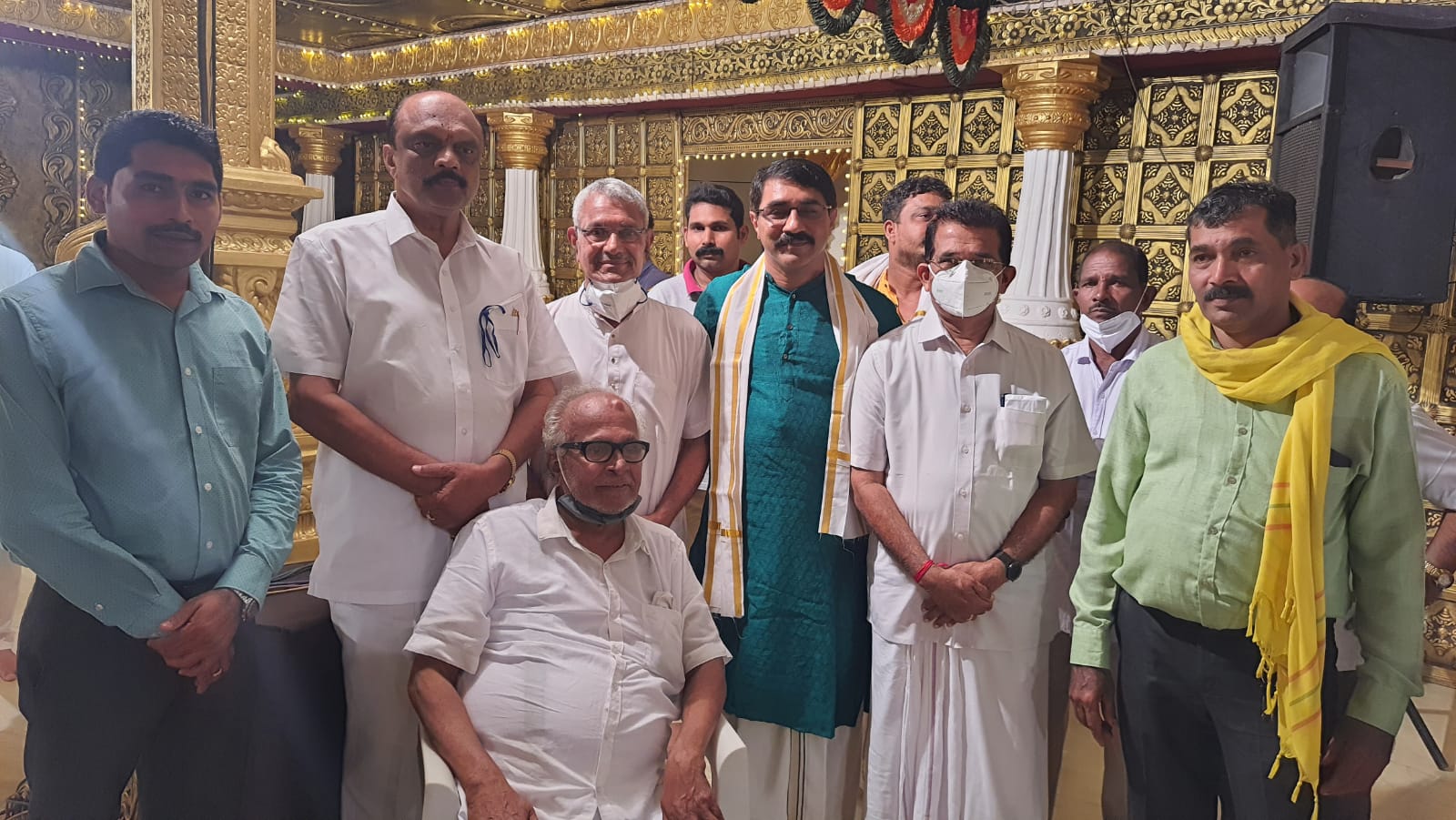 ಮಂಗಳೂರು: ದಸರಾ ಮಹೋತ್ಸವಕ್ಕೆ ಪೂಜಾರಿ ಭೇಟಿ