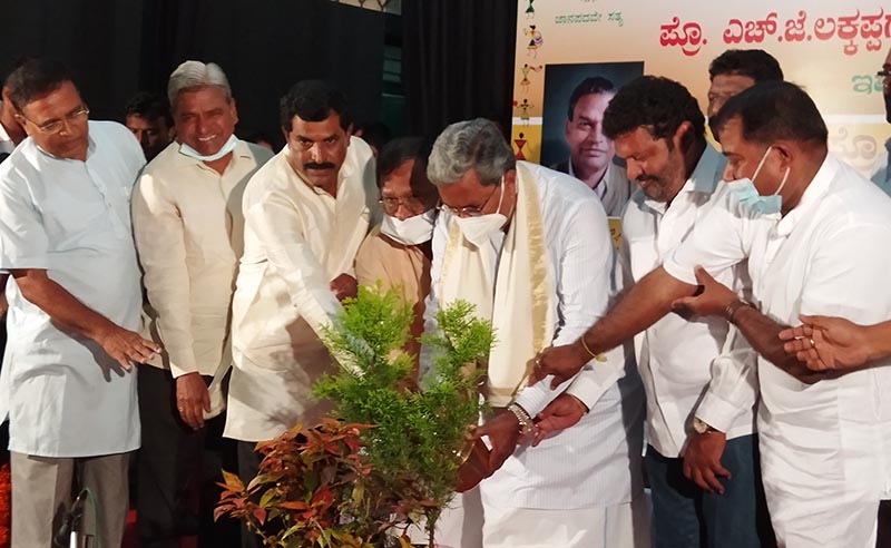 ಅಭಿವ್ಯಕ್ತಿ ಸ್ವಾತಂತ್ರ್ಯ ಅಪಾಯದಲ್ಲಿದೆ: ಸಿದ್ದರಾಮಯ್ಯ ಆತಂಕ