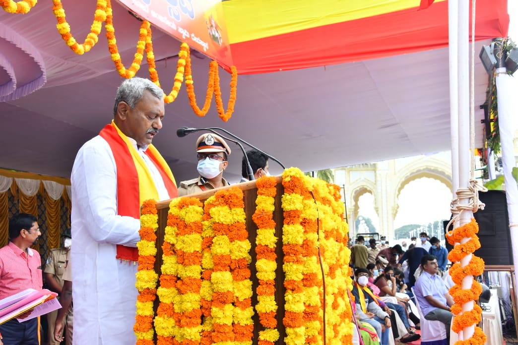 ದಸರಾ ಮಹೋತ್ಸವಕ್ಕೆ 5.42ಕೋಟಿ ರೂ. ವೆಚ್ಚ: ಎರಡನೇ ಬಾರಿ ಮಾಹಿತಿ ಬಿಡುಗಡೆ ಮಾಡಿದ ಸಚಿವ ಎಸ್.ಟಿ.ಸೋಮಶೇಖರ್