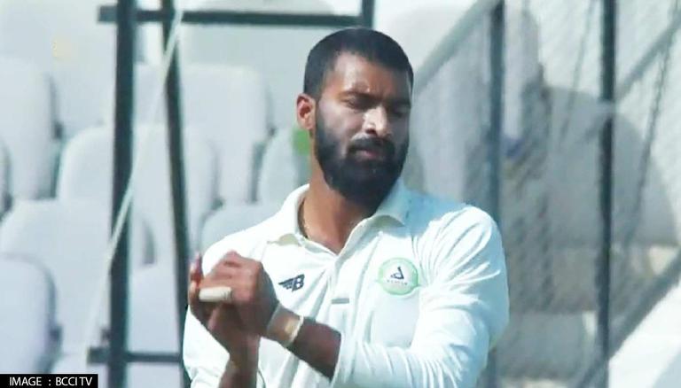 ಟ್ವೆಂಟಿ-20 ಕ್ರಿಕೆಟ್‌ನಲ್ಲಿ ವಿಶ್ವ ದಾಖಲೆ ನಿರ್ಮಿಸಿದ ವಿದರ್ಭ ಬೌಲರ್ ಅಕ್ಷಯ್ ಕರ್ನೆವಾರ್