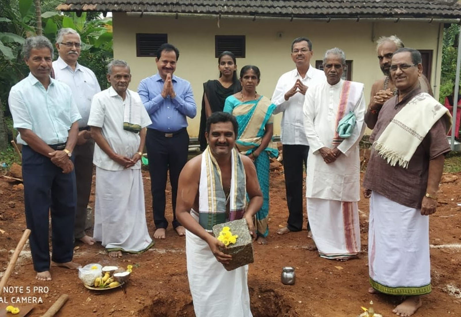 ​ವಿದ್ಯಾಪೋಷಕ್ ವಿದ್ಯಾರ್ಥಿಗಳಿಗೆ ಮನೆ ನಿರ್ಮಾಣಕ್ಕೆ ಶಿಲಾನ್ಯಾಸ