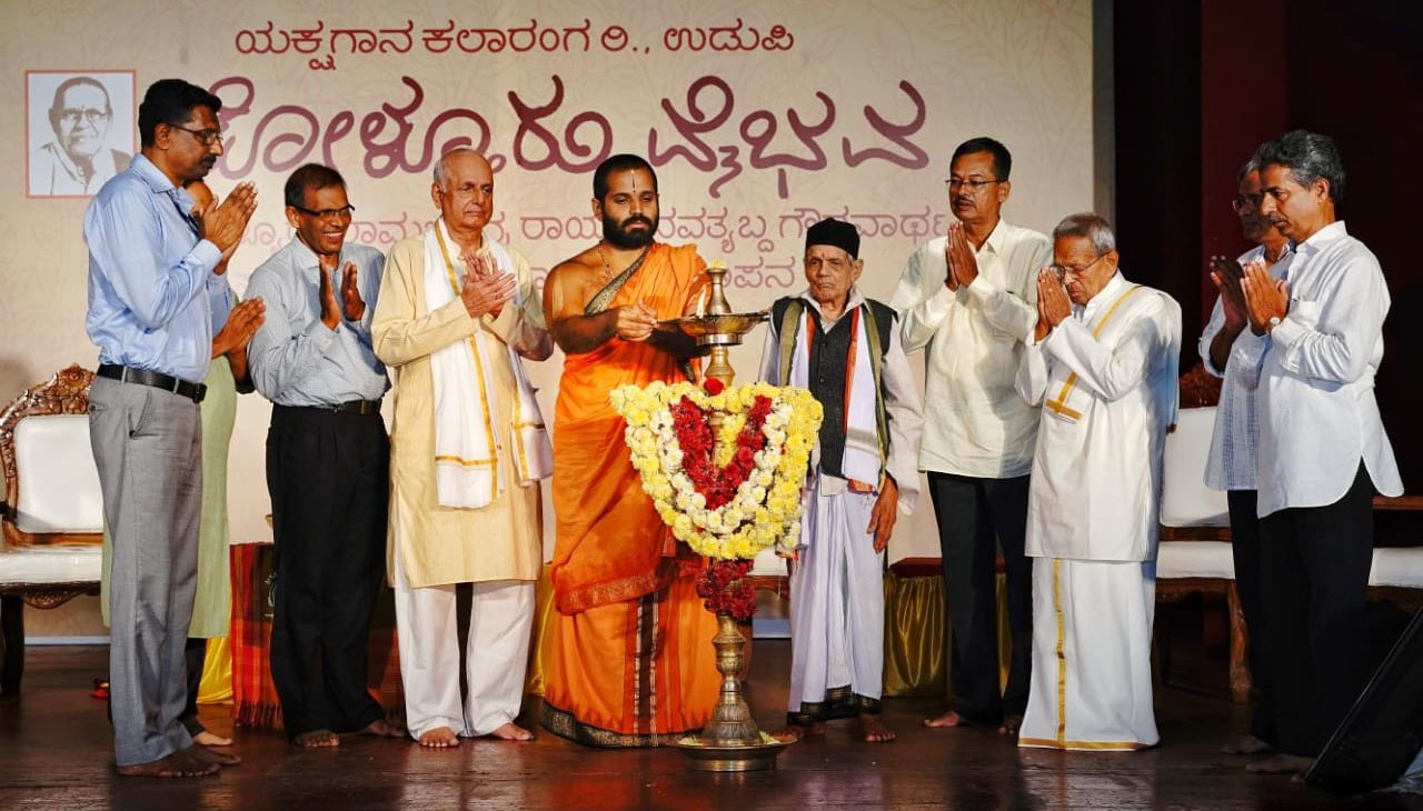 ಯಕ್ಷಗಾನ ಶಾಸ್ತ್ರೀಯ, ಜಾನಪದೀಯ ಕಲೆಗಳ ಮಿಶ್ರಣ: ಸೋದೆ ಶ್ರೀ