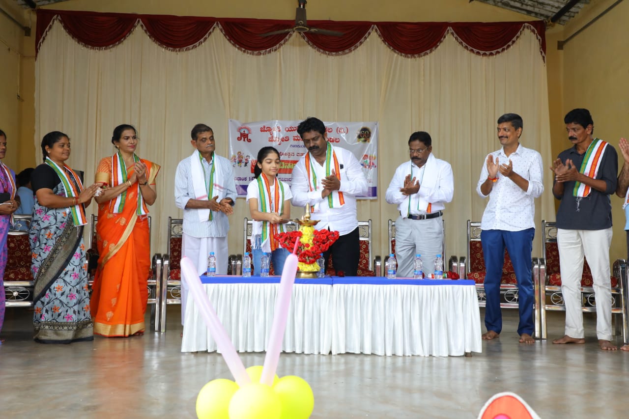 ಕಾರ್ಕಳದಲ್ಲಿ ಮಕ್ಕಳ ಹಬ್ಬ, ಪ್ರತಿಭಾ ಪುರಸ್ಕಾರ