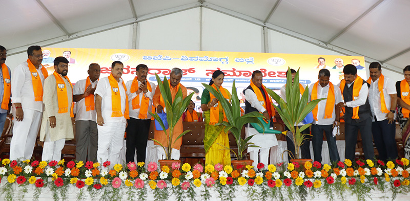 ಕಾಂಗ್ರೆಸ್ ನ ಒಡೆದಾಳುವ ನೀತಿಯಿಂದ ಯಾವುದೇ ಪ್ರಯೋಜನವಿಲ್ಲ: ಜನಸ್ವರಾಜ್ ಸಮಾವೇಶದಲ್ಲಿ ಈಶ್ವರಪ್ಪ