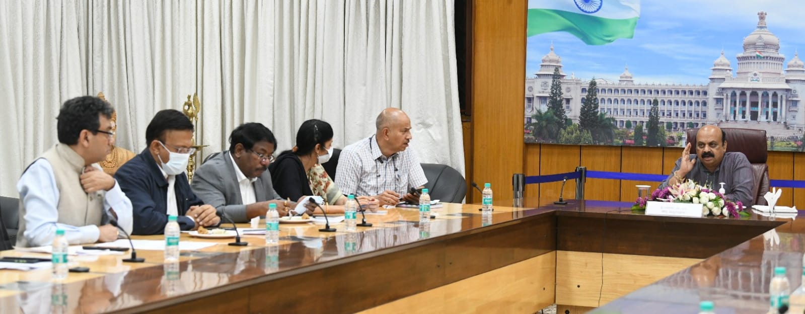 ಮಳೆ ಹಾನಿ ಕುರಿತು ಹಿರಿಯ ಅಧಿಕಾರಿಗಳೊಂದಿಗೆ ಸಿಎಂ ಬಸವರಾಜ ಬೊಮ್ಮಾಯಿ ಸಭೆ