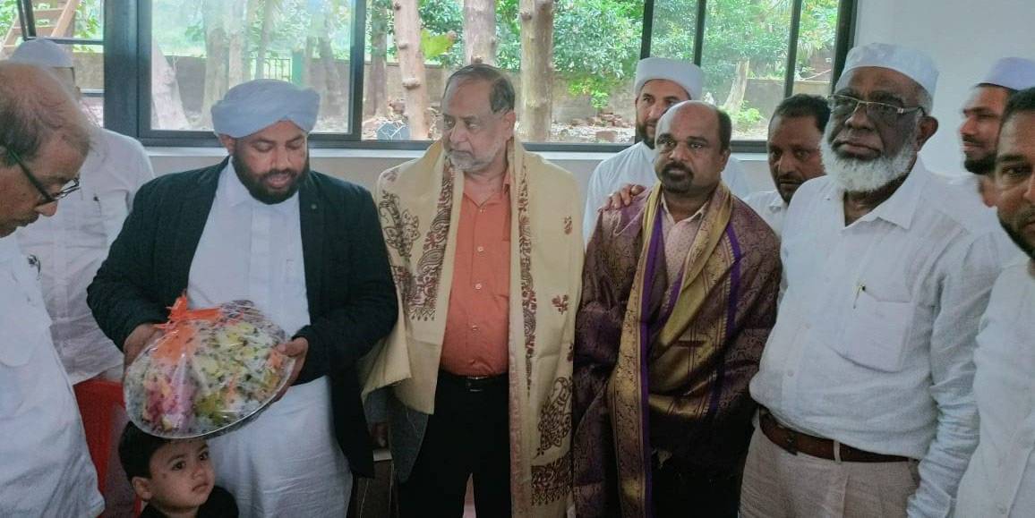 ಬಜ್ಪೆ ಪೇರ ದರ್ಗಾ ವತಿಯಿಂದ ಶಾಫಿ ಸಅದಿಗೆ ಸನ್ಮಾನ